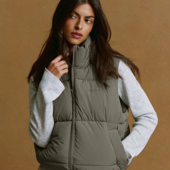 Adanola Puffer Gilet Olive Green Size Small - Picture 1 of 4
